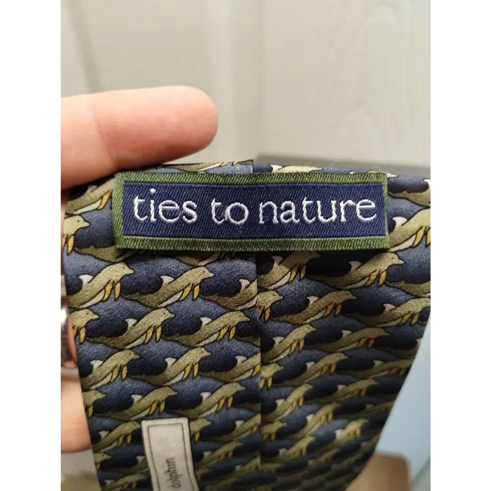 Ties To Nature Men's Imported Silk Dolphin Print Hand Sewn Blue & Gray Neck Tie